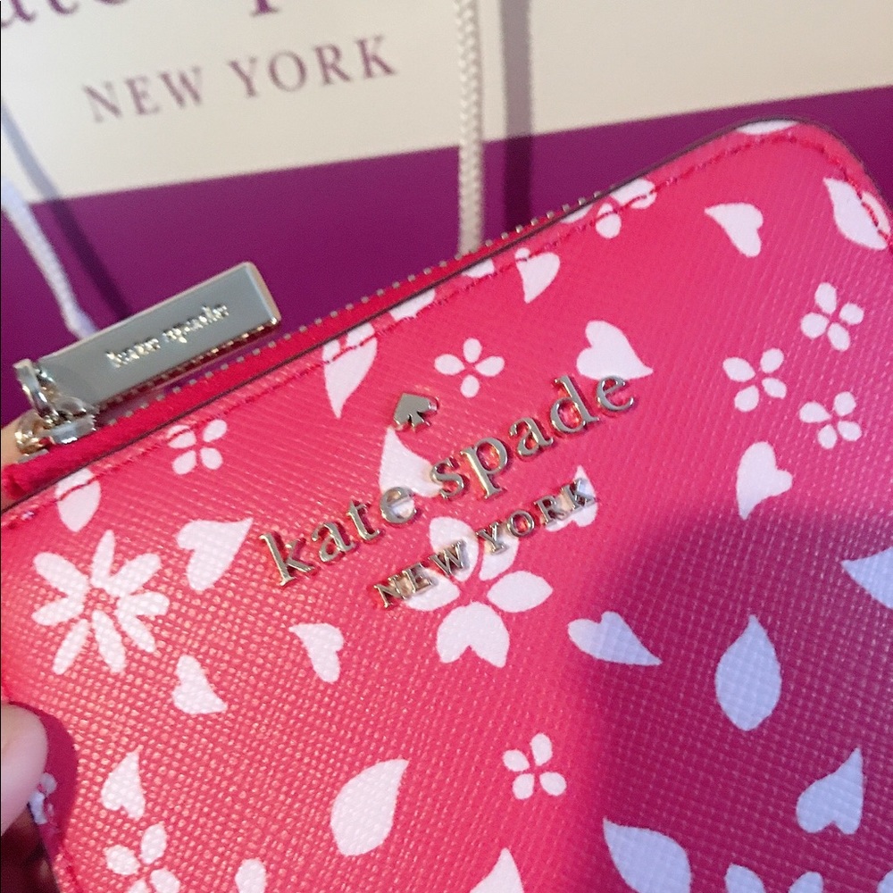 Wallet - Picture 2 of 5